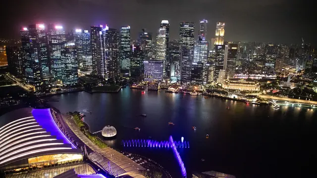 滨海湾金沙与新加坡滨海湾夜景